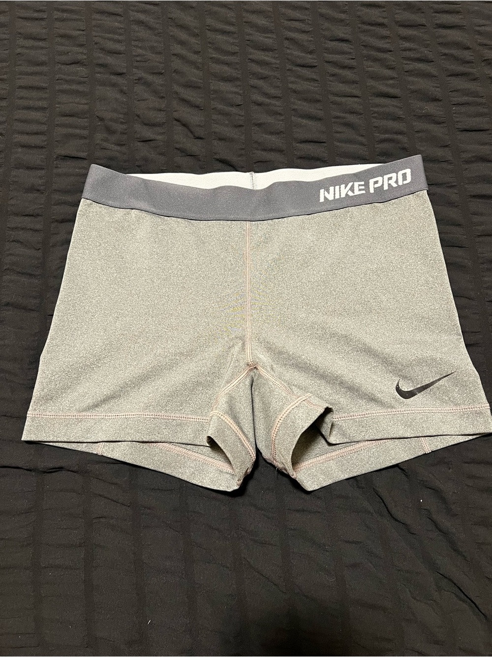 Nike pro grey short